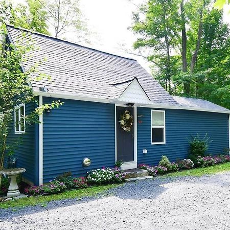 Cottage At Millpond Falls - A Romantic Escape Warwick Exterior photo